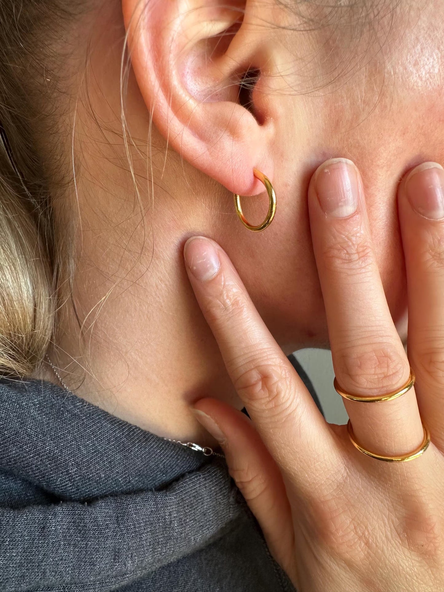 24k Gold 1.6mm Small Loop Earrings